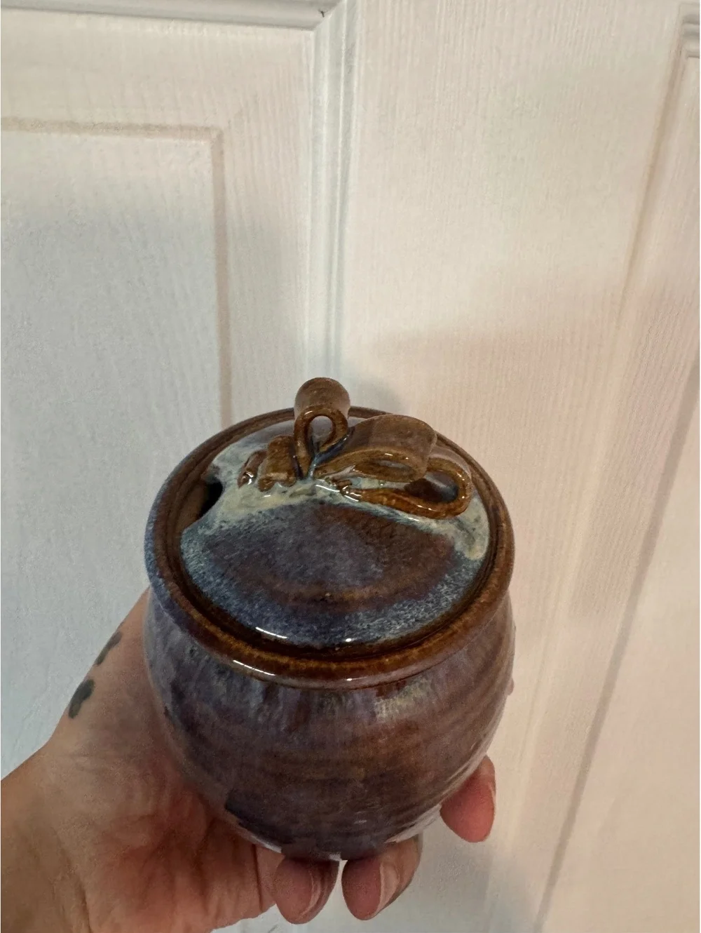 Handcrafted Ceramic Creamer and Sugar Jar Set with Lid